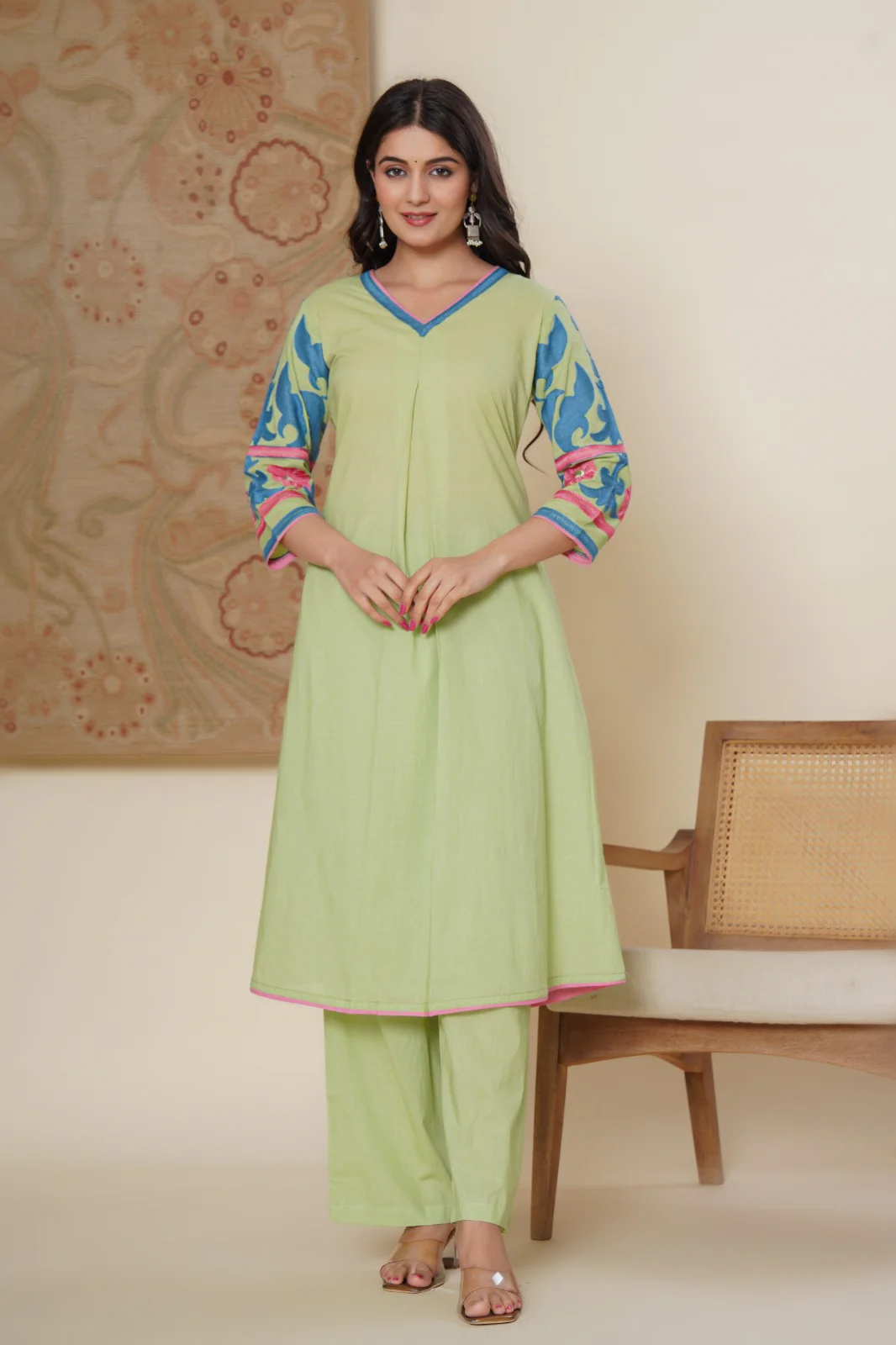 Mika Shamrock Embroidered Kurta Pant Set - Image 8
